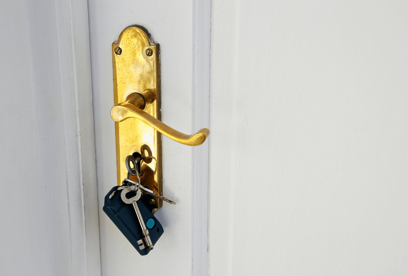 Enlever une clé coincée dans une serrure